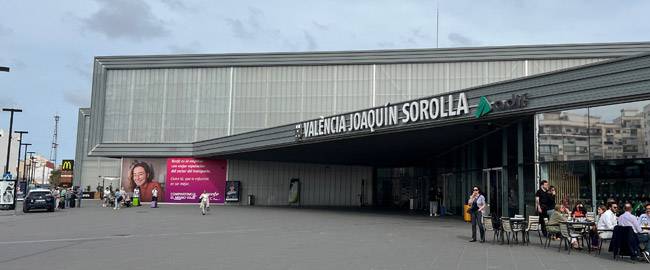 Valencia Joaquín Sorolla station
