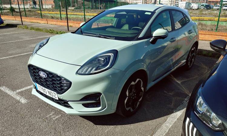 Cheap car rental in Valencia – affordable economy and compact vehicles